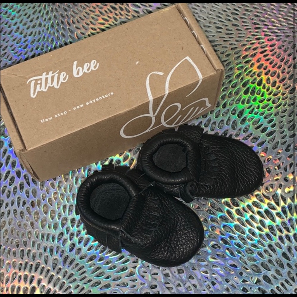 Little bee moccasins size 3-6 months